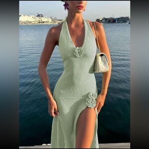 🌸 Floral Appliqué Knitted Bodycon Dress – Halter Neck, Slit Detail – New